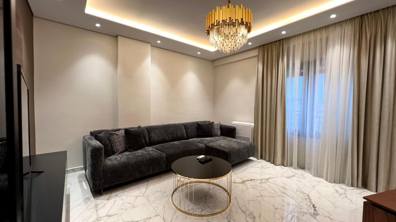 Zeus Tirana Suite Deluxe 외부 사진