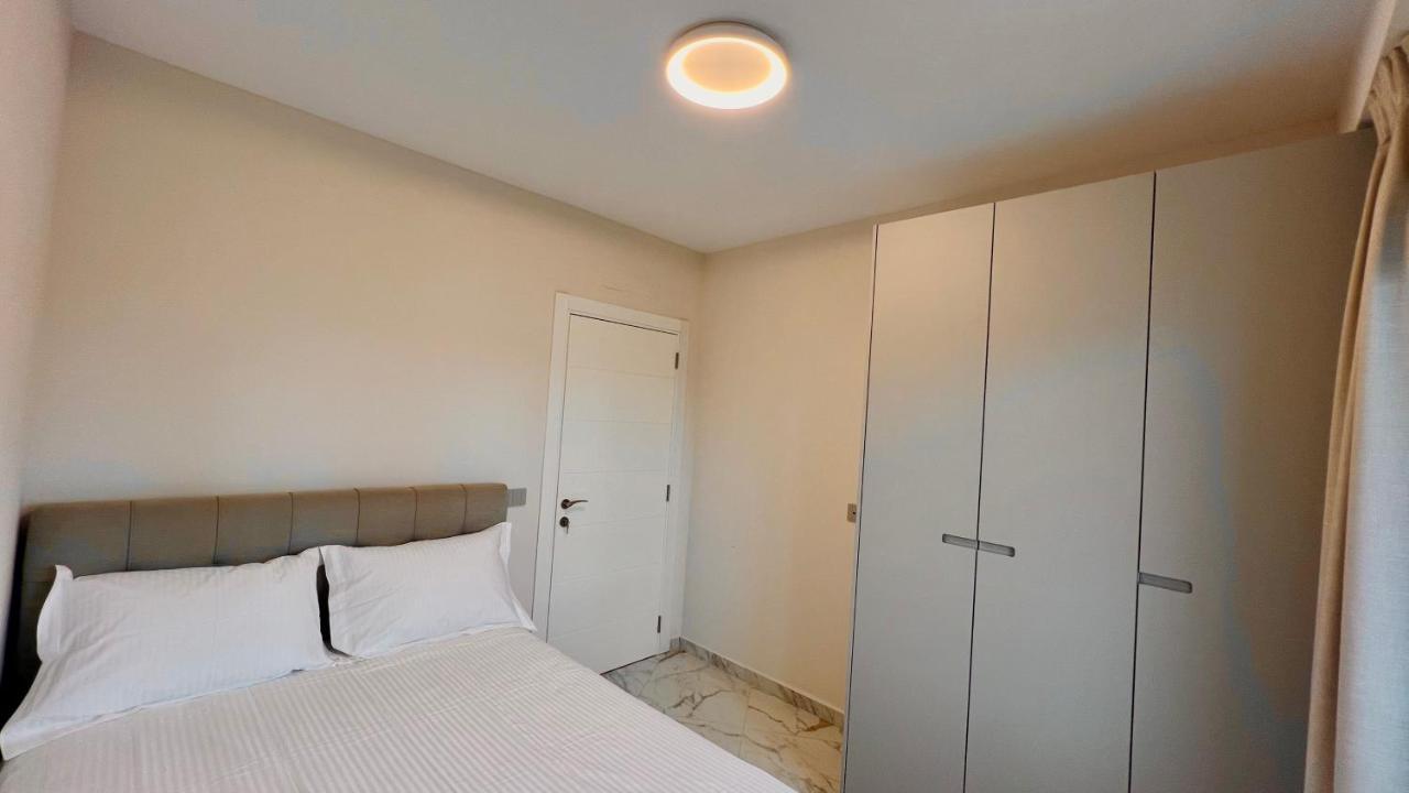 Zeus Tirana Suite Deluxe 외부 사진